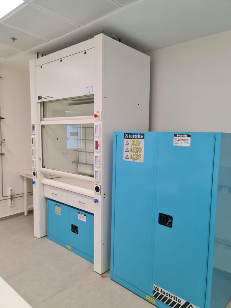 Read more about the article מפוח ופילטר למנדף כימי – איך מערכת המנדף עובדת